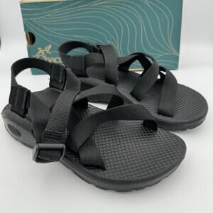 Chaco womens BANDED Z CLOUD Sport Sandal, SOLID BLACK, 5 M NIB